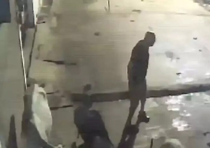 gay ke sath sex 696x492 1 Console Crptech