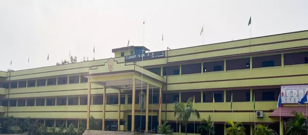 4247800 untitled 52 copy Console Crptech