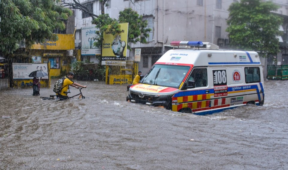 gujarat rain1 Console Crptech