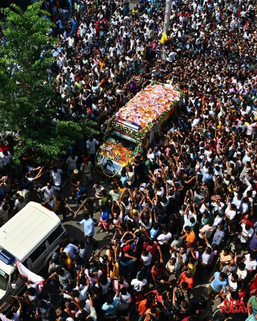 G1hQ J8aoAIrsWG 819x1024 1 Console Crptech